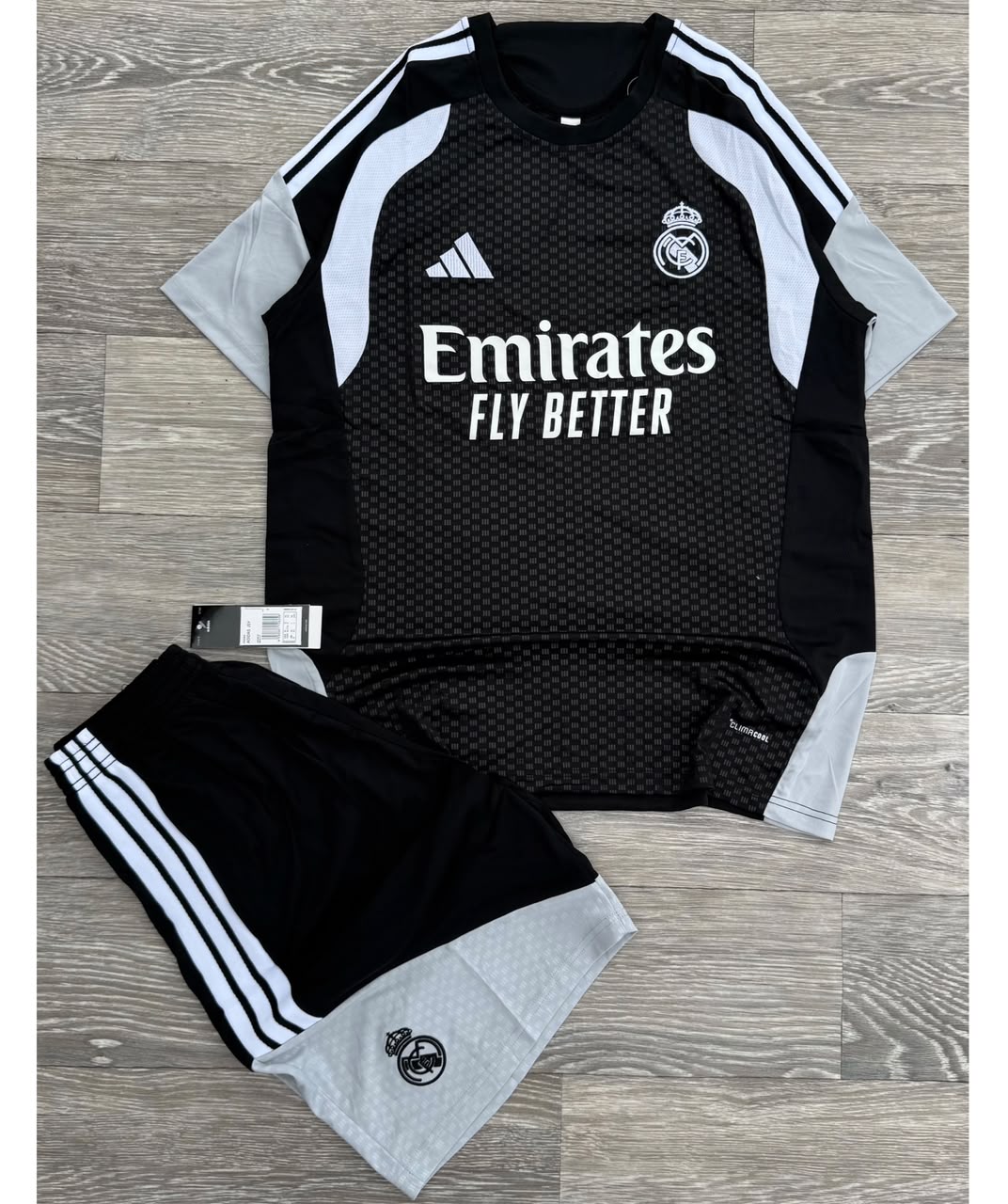 Ensemble Real Madrid Noire