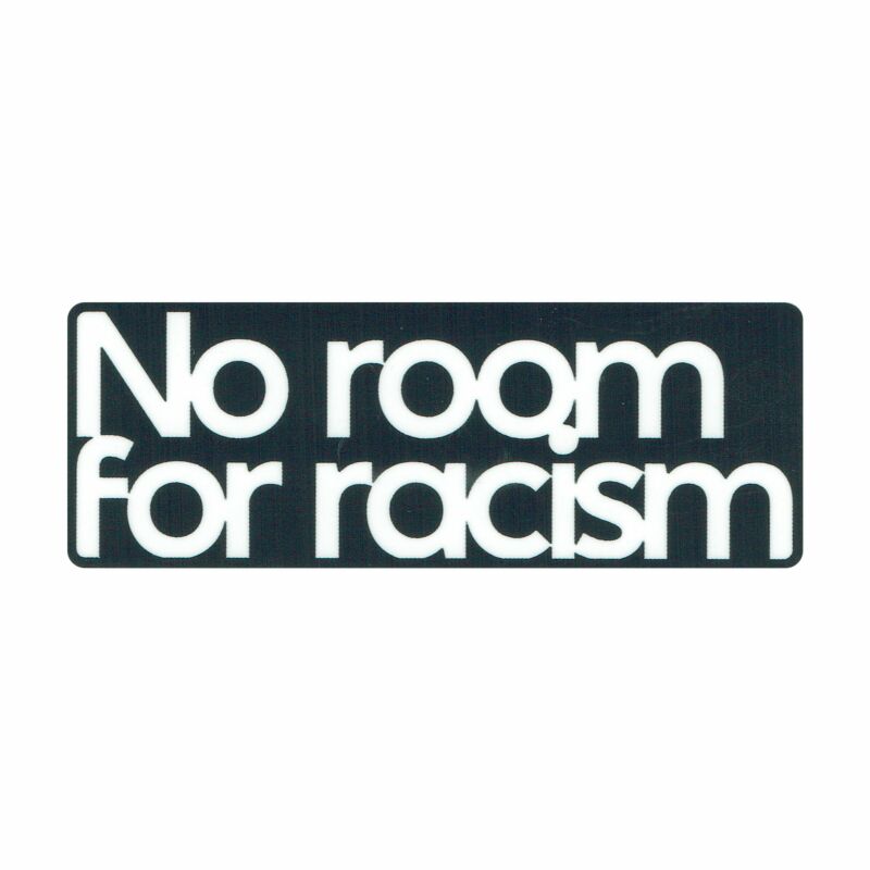 Macarons  NO RACISM